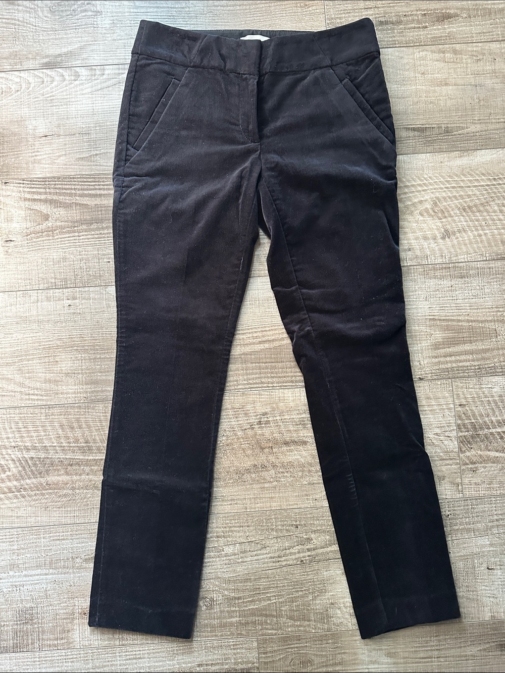 LOFT Black Velvet Slim Trousers new with tags! Size 2. 28 inch inseam